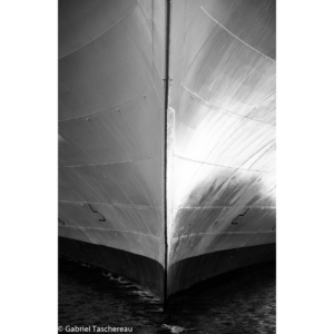 BOAT BOW 27"H X 17.5"W
